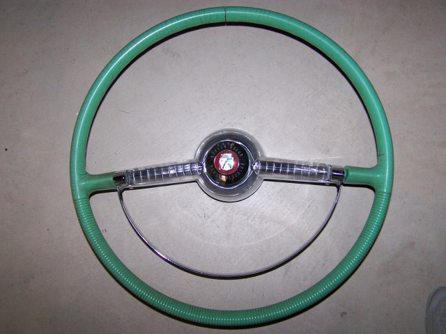 Original Steering Wheel.JPG