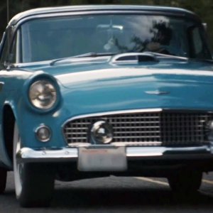 Blue Ford Thunderbird in Til Death Do Us Part S02 E2