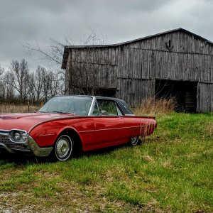 1962 Ford Thunderbird at old barn