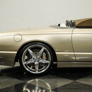 2002 Chip Foose Ford Thunderbird- Speedbird Wheels
