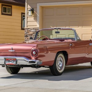 1957 Ford Thunderbird Bronze (Q)