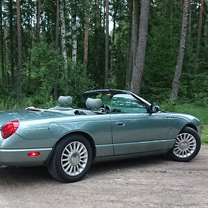 2004 Ford Thunderbird Pacific Coast Roadster