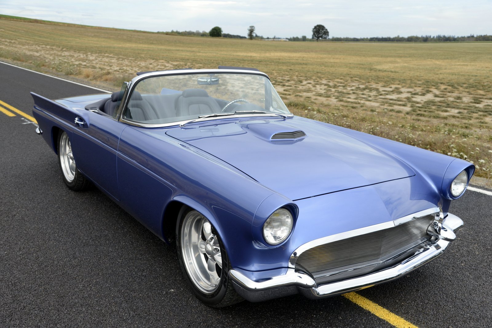 1957 Ford Thunderbird Restomod front end